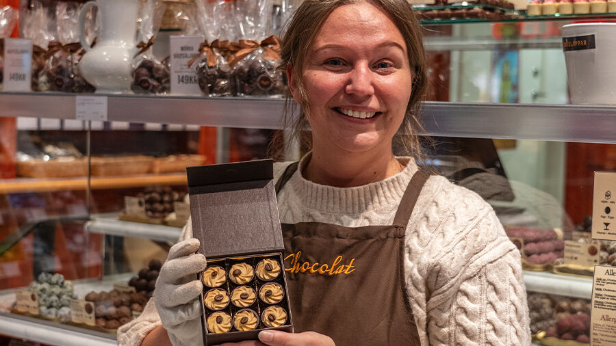 https://www.welma.se/wp-content/uploads/2024/01/sara-chocolat-uppsalapralinen-destination-uppsala-900x506-1.jpg